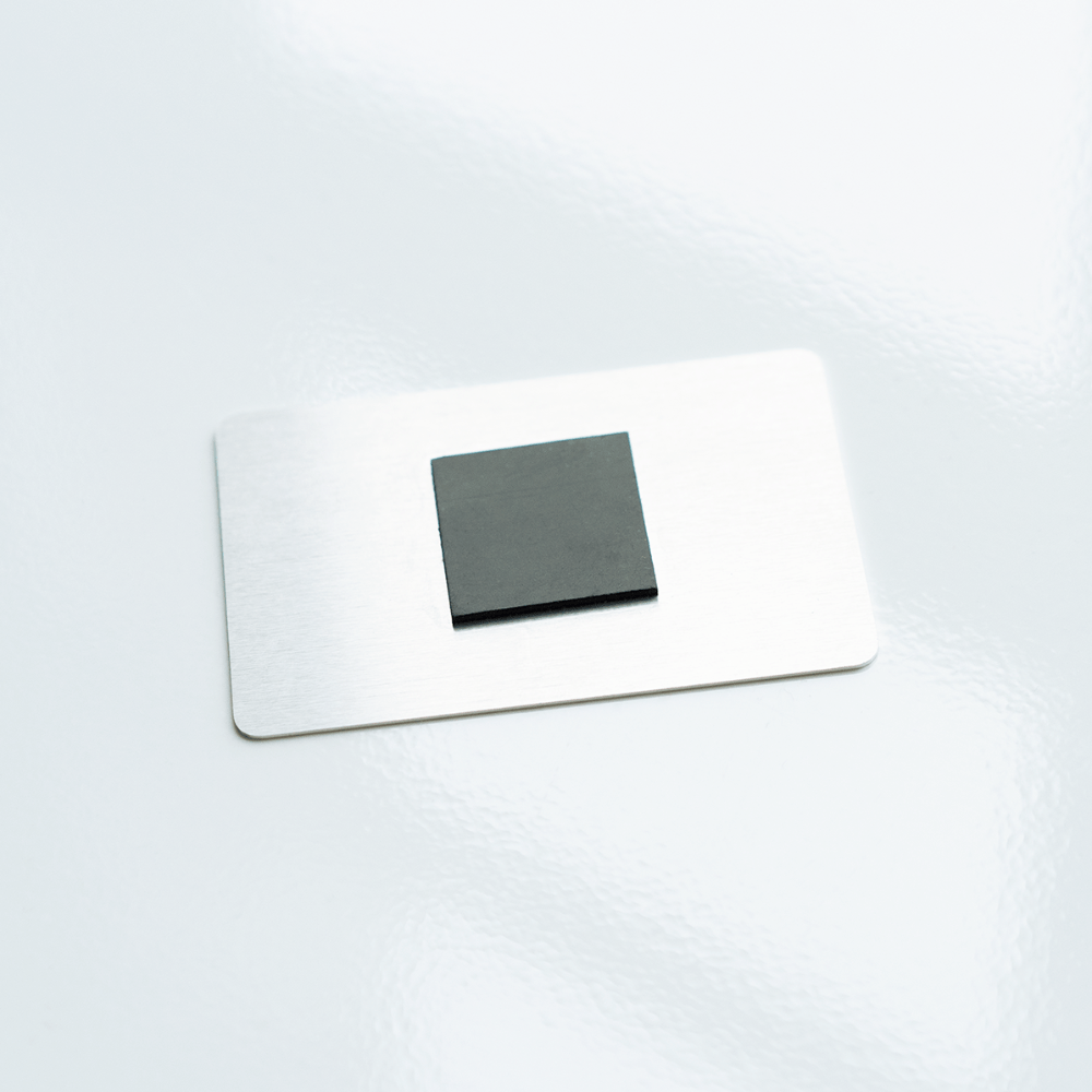 988  Magnet - white